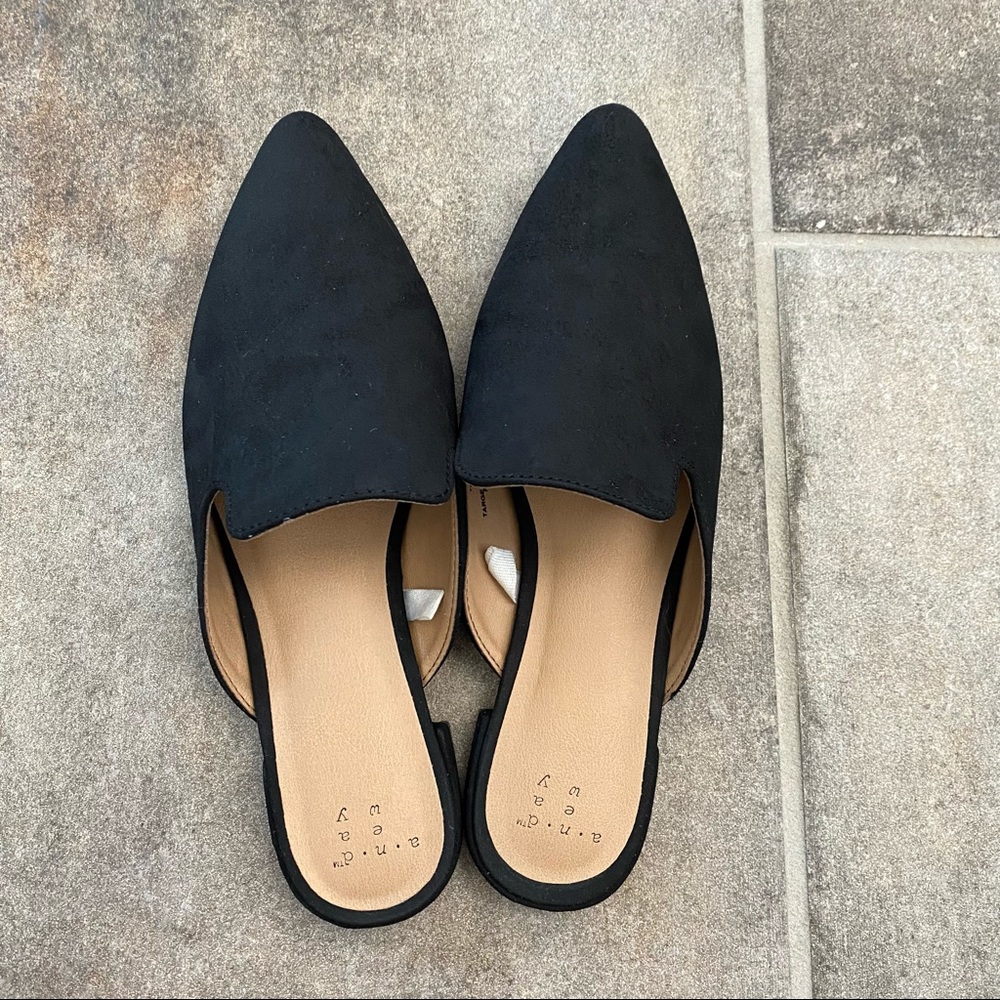 Size 7.5 Pointed Toe Slip On Mules